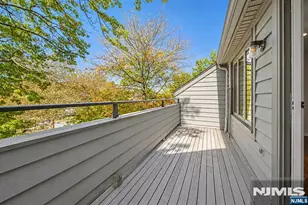 92 Meadowview Ct, Leonia, NJ 07605 - Photo 20