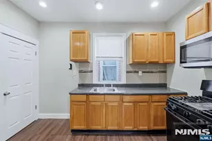 471 14th St, Newark, NJ 07103 - Photo 8