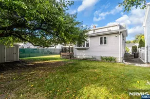 23 Schlosser Dr, Rochelle Park Township, NJ 07662 - Photo 34