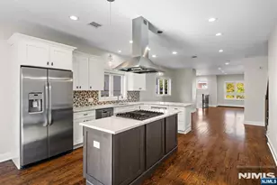 234 Columbus Pl B, Cliffside Park, NJ 07010 - Photo 2