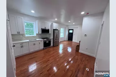 102 10th Street 2nd Floor Fr #2nd floor fr, Passaic, NJ 07055 - Photo 1