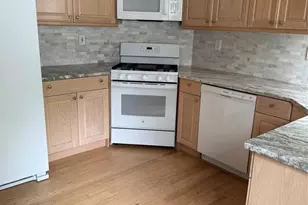 255 Westervelt Ln, Mahwah, NJ 07430 - Photo 6