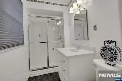 17 Chandler Drive, Wayne, NJ 07470 - Photo 20