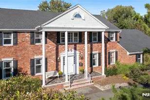 25 Paddock Rd, Ho Ho Kus, NJ 07423 - Photo 2