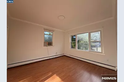 314 Grand 2F #2F, Leonia, NJ 07605 - Photo 8