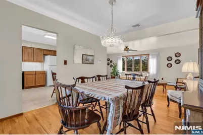 68 Thanksgiving Lane, Clifton, NJ 07013 - Photo 12
