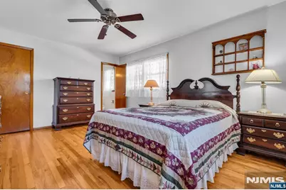 68 Thanksgiving Lane, Clifton, NJ 07013 - Photo 44