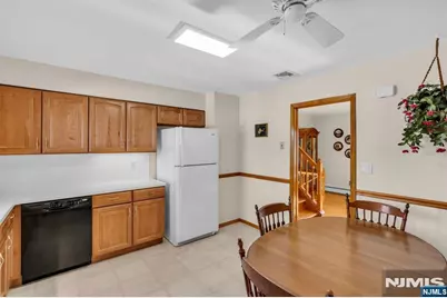 68 Thanksgiving Lane, Clifton, NJ 07013 - Photo 24