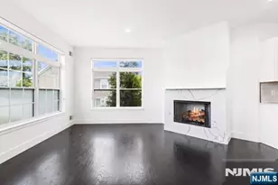 28 Lamb Ct, Norwood, NJ 07648 - Photo 4
