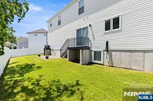 28 Lamb Ct, Norwood, NJ 07648 - Photo 24