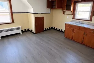 137 Kipp Ave 2, Elmwood Park, NJ 07407 - Photo 4