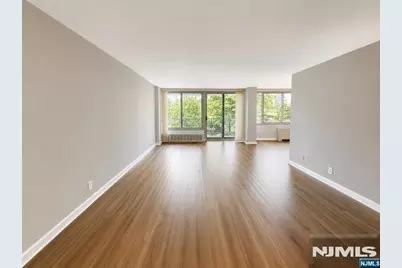 1 Claridge Drive 114 #114, Verona, NJ 07044 - Photo 6