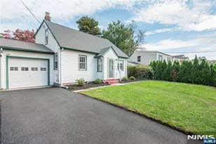 12-15 Scribner Rd, Fair Lawn, NJ 07410 - Photo 2