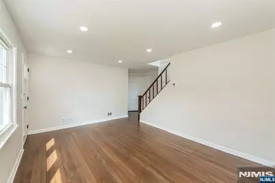 12-15 Scribner Road, Fair Lawn, NJ 07410 - Photo 6