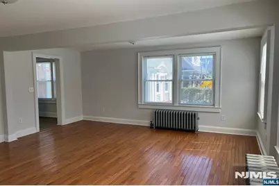 18 Lexington Avenue 1F #1F, Montclair, NJ 07042 - Photo 4
