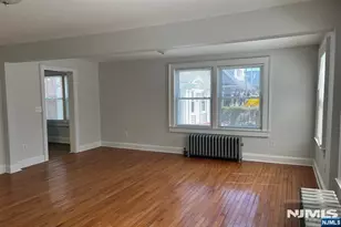 18 Lexington Ave 1F, Montclair, NJ 07042 - Photo 4