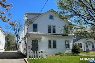 18 Lexington Ave 1F, Montclair, NJ 07042 - Photo 1