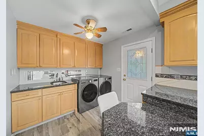 141 Shore Road, Denville, NJ 07834 - Photo 12