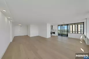 300 Winston 1009, Cliffside Park, NJ 07010 - Photo 4