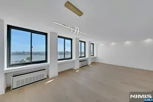 300 Winston 1009, Cliffside Park, NJ 07010 - Photo 2