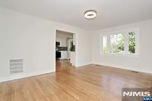183 Farview Ave, Paramus, NJ 07652 - Photo 14