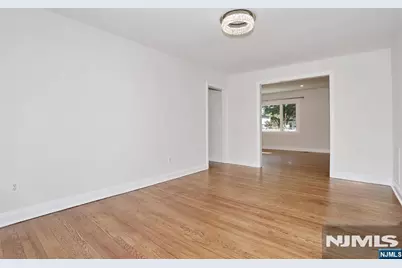 183 Farview Avenue, Paramus, NJ 07652 - Photo 12