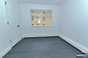 401 Undercliff Ave B1, Edgewater, NJ 07020 - Photo 10