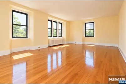 363-377 Mount Prospect 2Aw #2AW, Newark, NJ 07104 - Photo 8