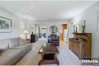 266 Adams Avenue, River Edge, NJ 07661 - Photo 6