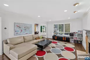 1235 Briar Way, Fort Lee, NJ 07024 - Photo 10