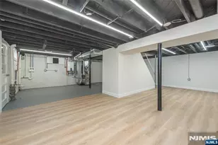 167 Pleasant Ave, Bergenfield, NJ 07621 - Photo 24