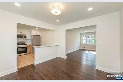 167 Pleasant Avenue, Bergenfield, NJ 07621 - Photo 6
