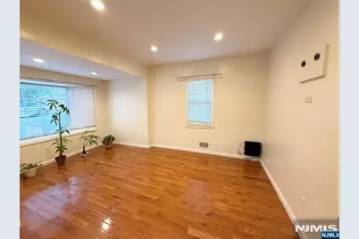 664 Prospect, Fairview, NJ 07022 - Photo 4