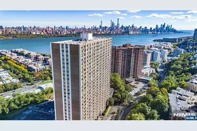 250 Gorge Road 28C #28C, Cliffside Park, NJ 07010 - Photo 1