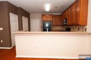 514 Deluca Rd, Belleville, NJ 07109 - Photo 6