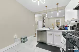 34 Arverne Terrace, Irvington, NJ 07111 - Photo 6
