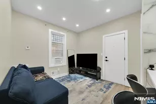 34 Arverne Terrace, Irvington, NJ 07111 - Photo 2