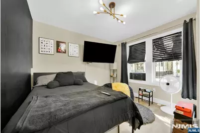 34 Arverne Terrace, Irvington, NJ 07111 - Photo 8