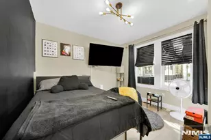34 Arverne Terrace, Irvington, NJ 07111 - Photo 8