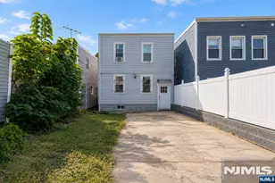 34 Arverne Terrace, Irvington, NJ 07111 - Photo 20