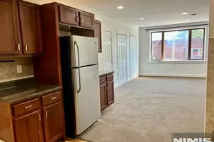 539 Anderson Ave, Cliffside Park, NJ 07010 - Photo 4