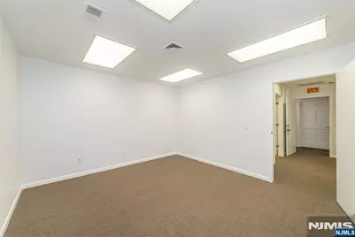 150 River Road D4 #D4, Montville Township, NJ 07045 - Photo 4