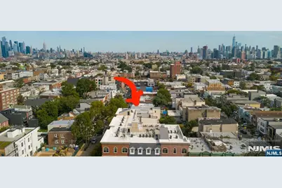 974 Summit 401-1 #401-1, Jersey City, NJ 07307 - Photo 30