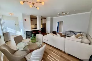 3501 Rio Vista Dr, Mahwah, NJ 07430 - Photo 2