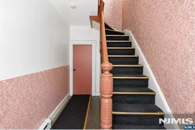 33 Vreeland Avenue, Passaic, NJ 07055 - Photo 34