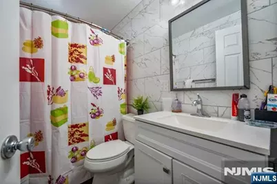 14 Burdette Place 1 #1, Fairview, NJ 07022 - Photo 4