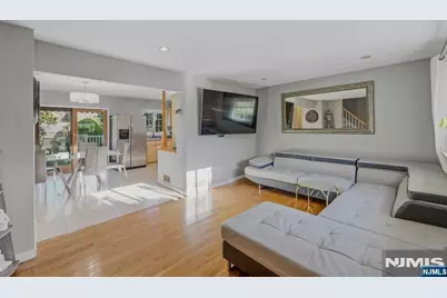 11 Raritan Avenue, Paterson, NJ 07503 - Photo 14