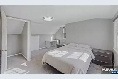 11 Raritan Avenue, Paterson, NJ 07503 - Photo 30
