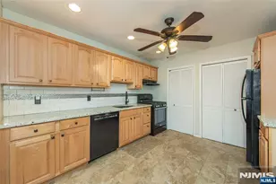 12 Frankie Ln 3304, East Hanover Township, NJ 07936 - Photo 6
