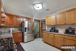 340 Graphic Blvd, New Milford, NJ 07646 - Photo 12
